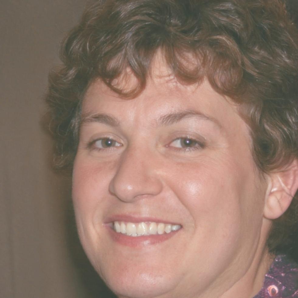Portrait professionnel de Sophie Dubois, conseillère en optimisation fiscale